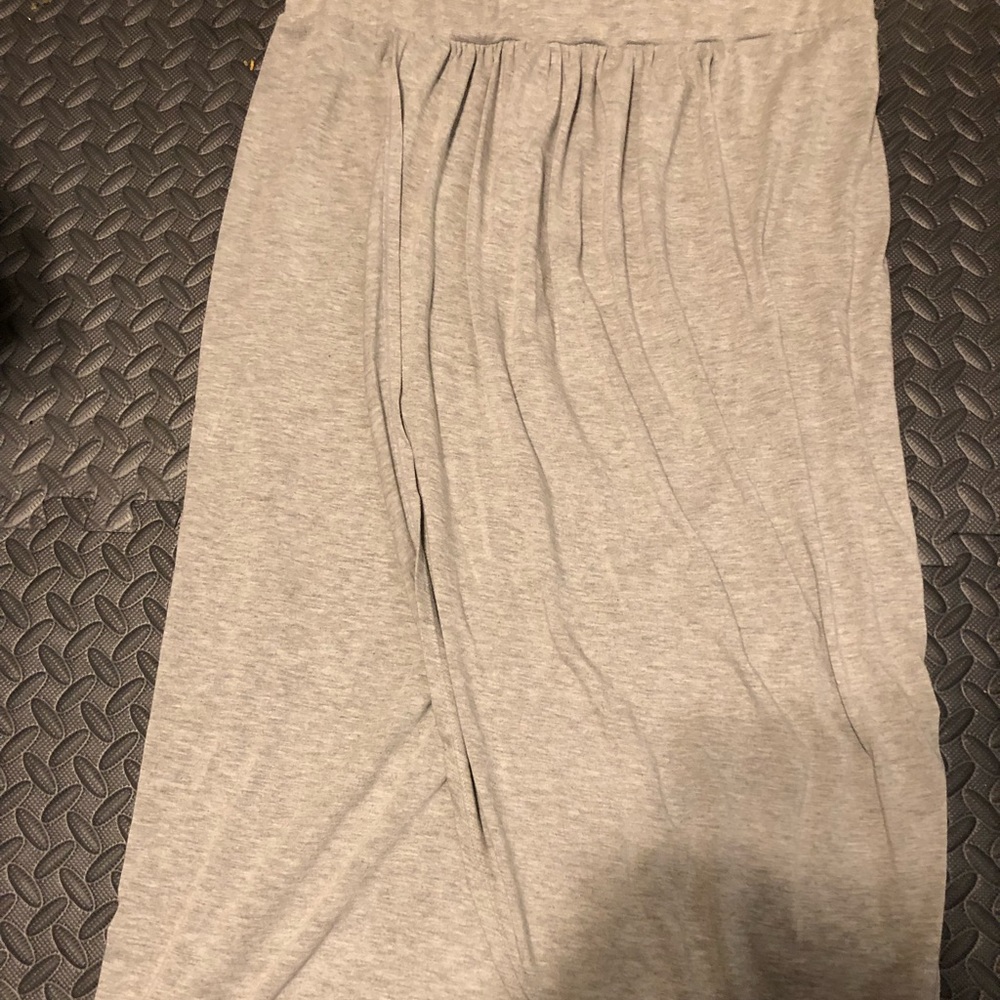 Grey maxi skirt with slit